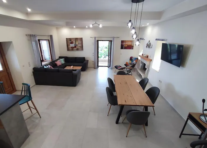 Olive Stonehouses - Alkistis *