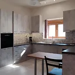Olive Stonehouses - Alkistis Holiday home Kalamata