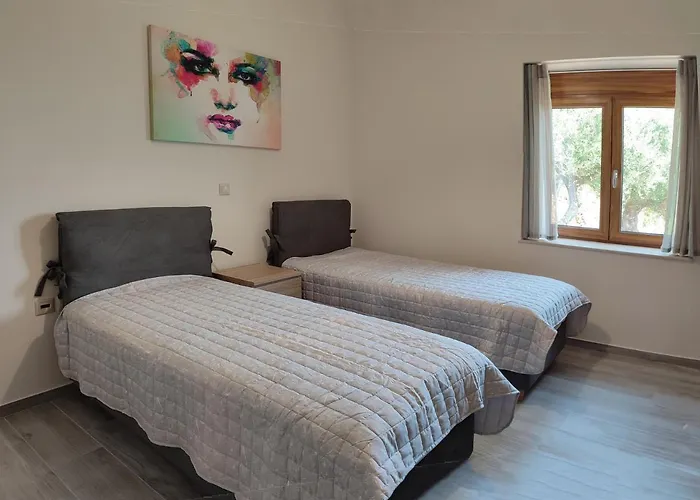 בית נופש Olive Stonehouses - Alkistis *